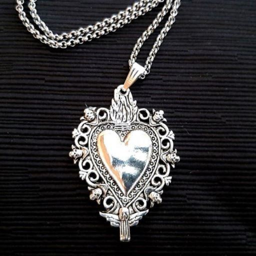 Gothic Heart Pendant Necklace