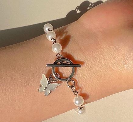 Butterfly Pendant Pearl Bracelet