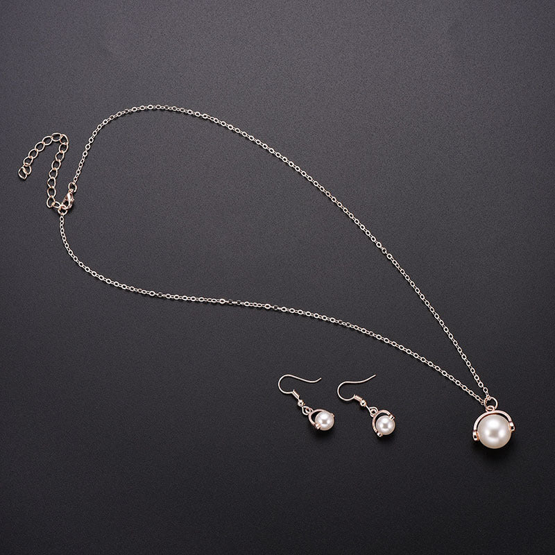 Two-Piece Earrings & Pearl Jewellery Set