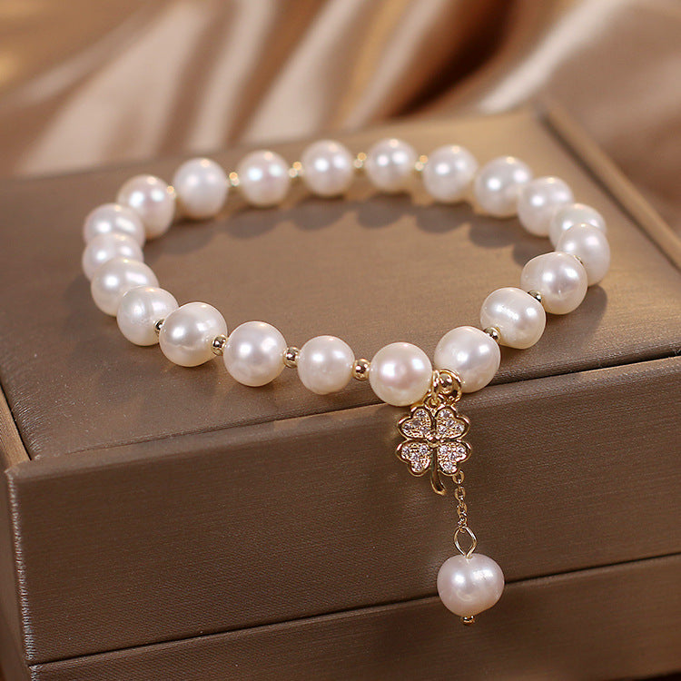 Pearl Four-Leaf Clover Pendant Bracelet