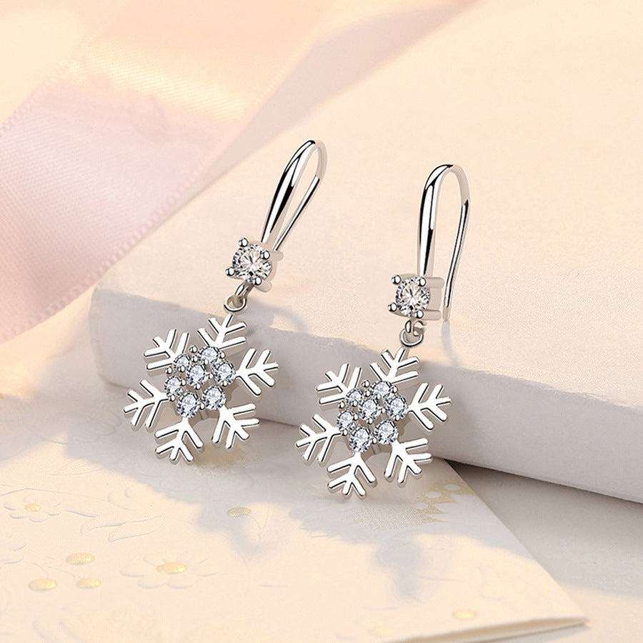 Temperament Snowflake Earrings with Rhinestones