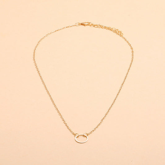 Small Circle Pendant Chain Necklace