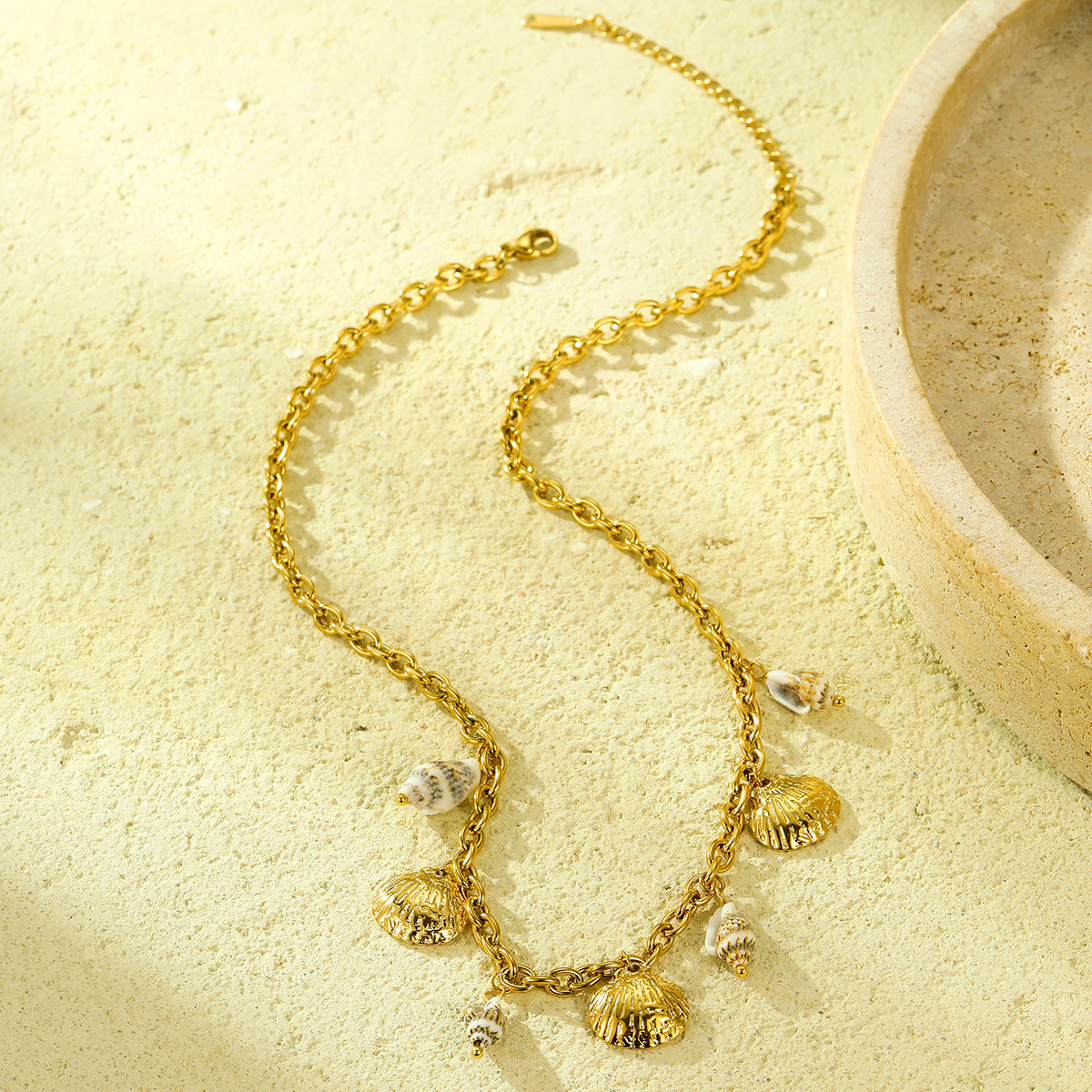 Ins Summer Ocean Style 18K Gold Titanium Steel Shell & Conch Necklace