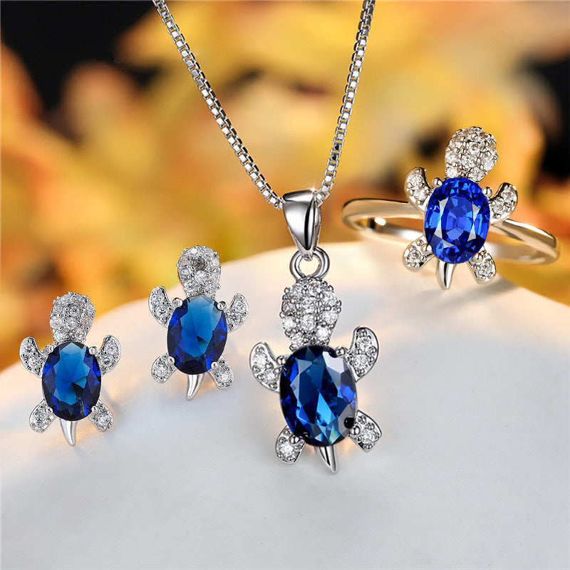 Oval Zircon Turtle Pendant Necklace