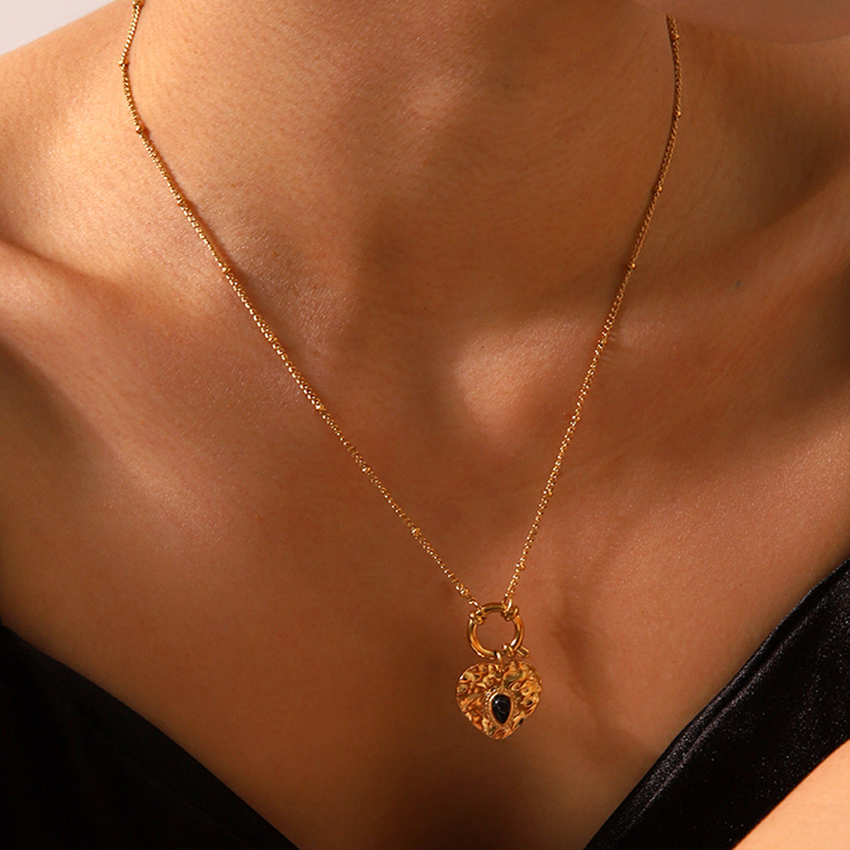 Vintage French Court Style Heart Pendant Necklace