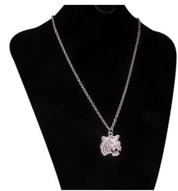 Water Wave Chain Necklace with Animal Pendants