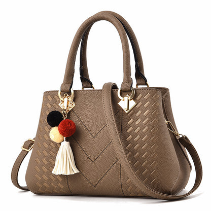 Luxury Ladies Handbags – Stylish Women’s Crossbody Bag for Everyday Elegance