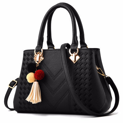 Luxury Ladies Handbags – Stylish Women’s Crossbody Bag for Everyday Elegance