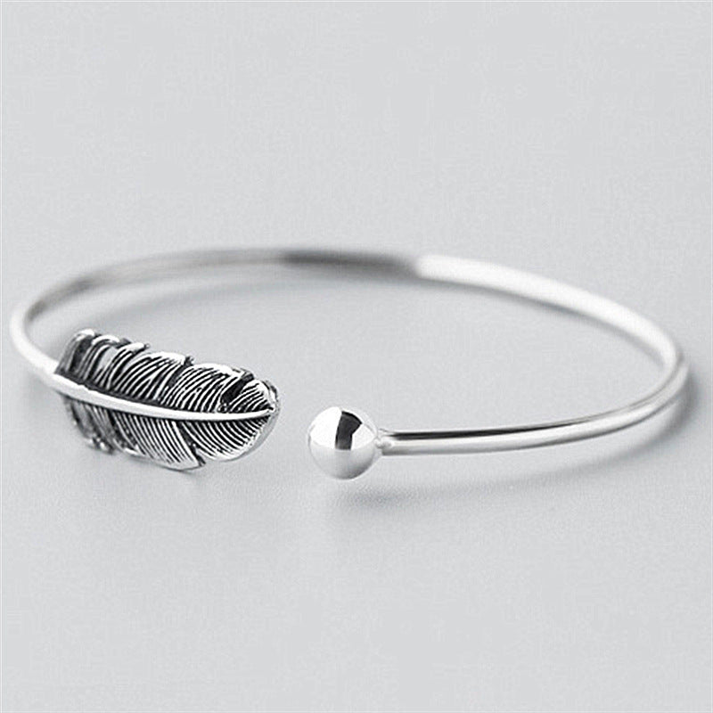 Leaf-Shaped Couple Bracelet