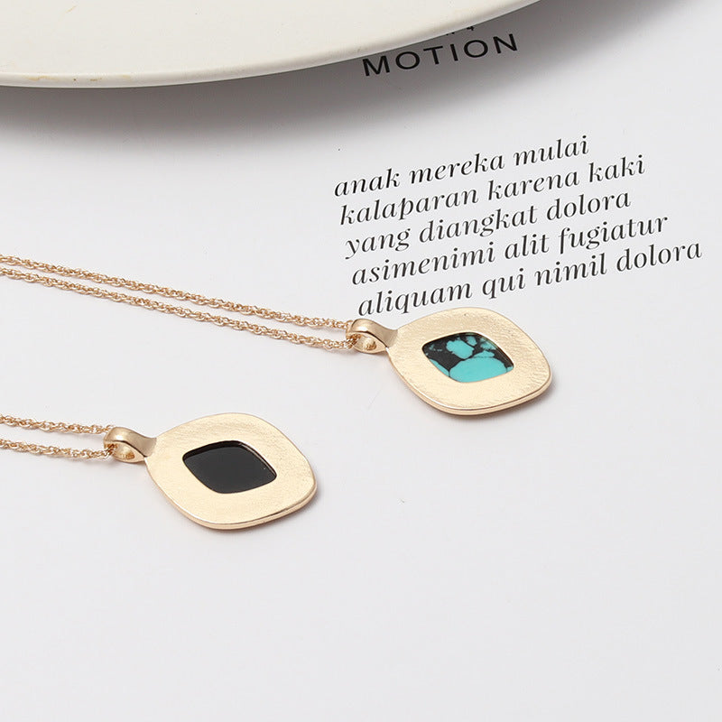 Abalone Shell & Turquoise Inlaid Short Chic Necklace