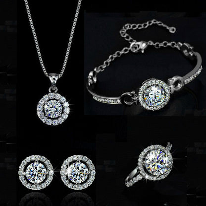 Pendant Set with Floral Design