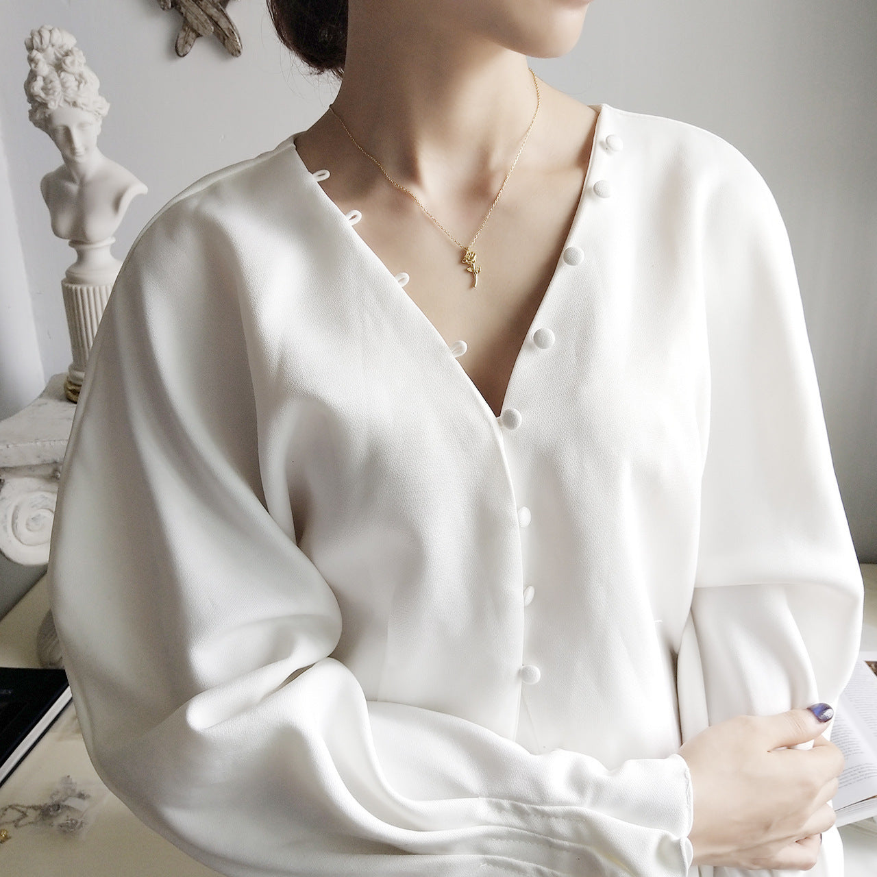 Rose Necklace Gold