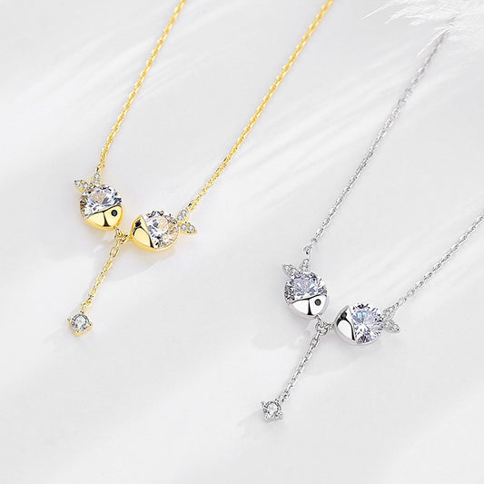 Cute Fish Kiss Zircon Necklace