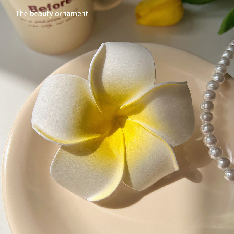 Plumeria Rubra Leather Flower Hairclip