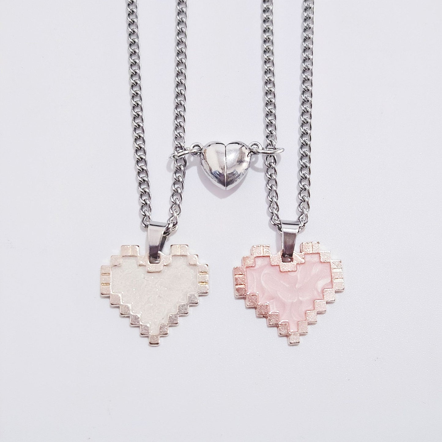 2Pcs Magnetic Heart-Shaped Mosaic Necklace Set