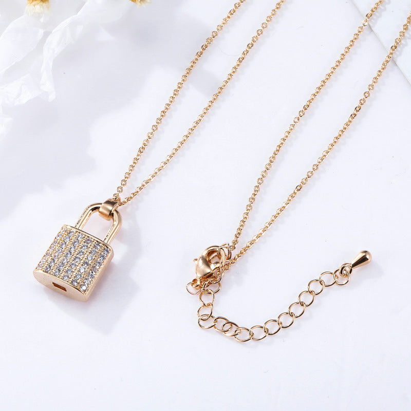 Zircon Lock Necklace