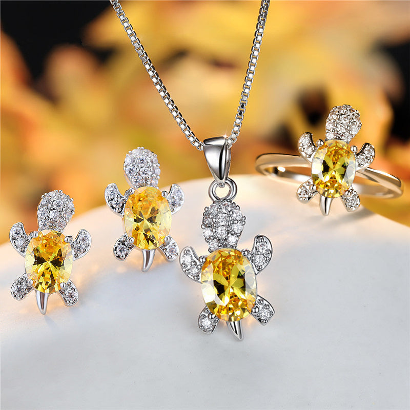 Oval Zircon Turtle Pendant Necklace