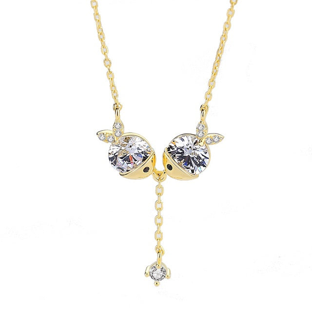 Cute Fish Kiss Zircon Necklace
