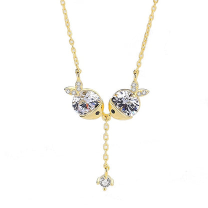 Cute Fish Kiss Zircon Necklace