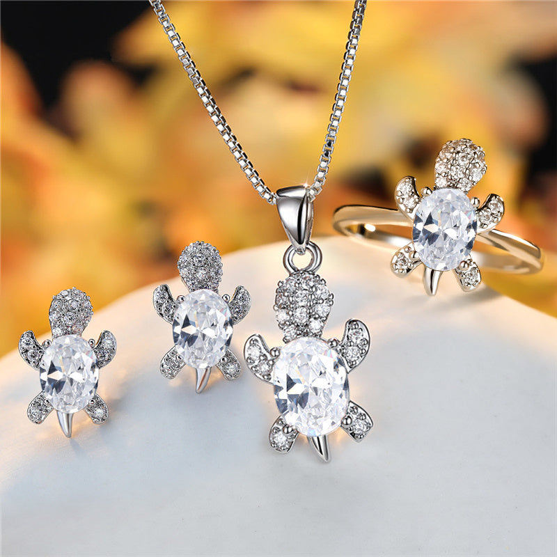 Oval Zircon Turtle Pendant Necklace