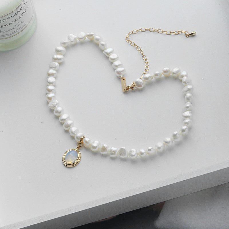 Round Medal Pearl Necklace with Irregular Pearl