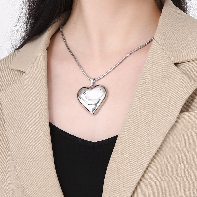 Gold Silver Plain Heart-Shaped Necklace