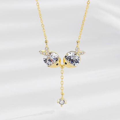 Cute Fish Kiss Zircon Necklace