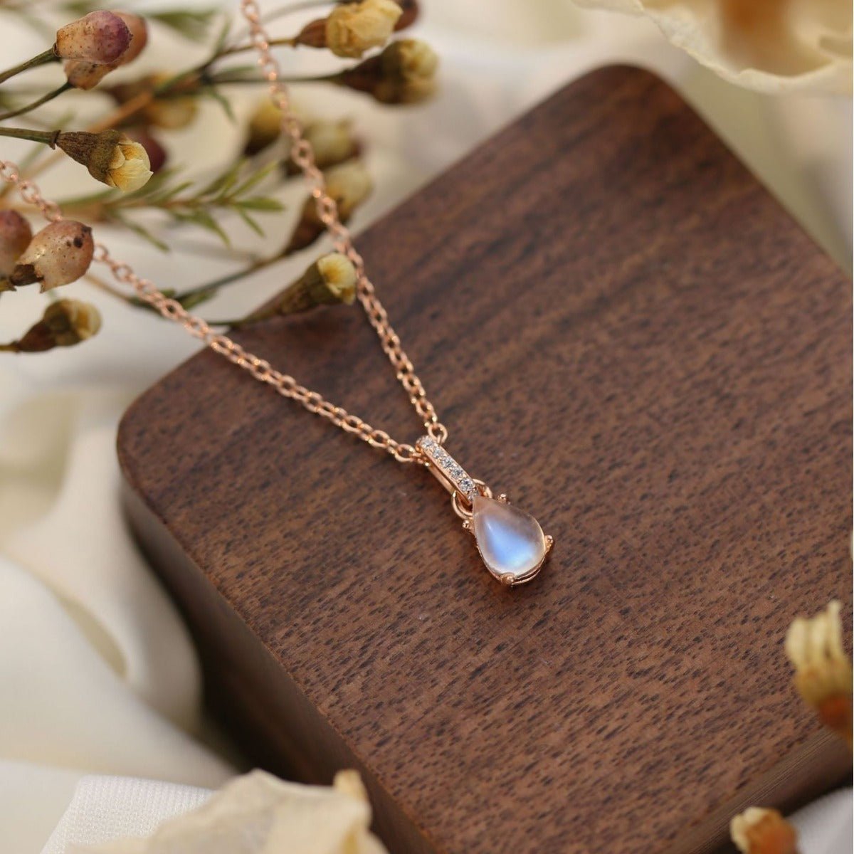 925 Silver Water Drop Moonstone Necklace - Trendy Radar