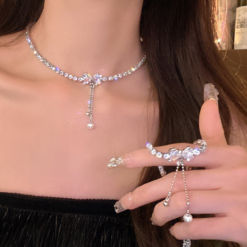 Zircon Luxury Bow Pearl Necklace
