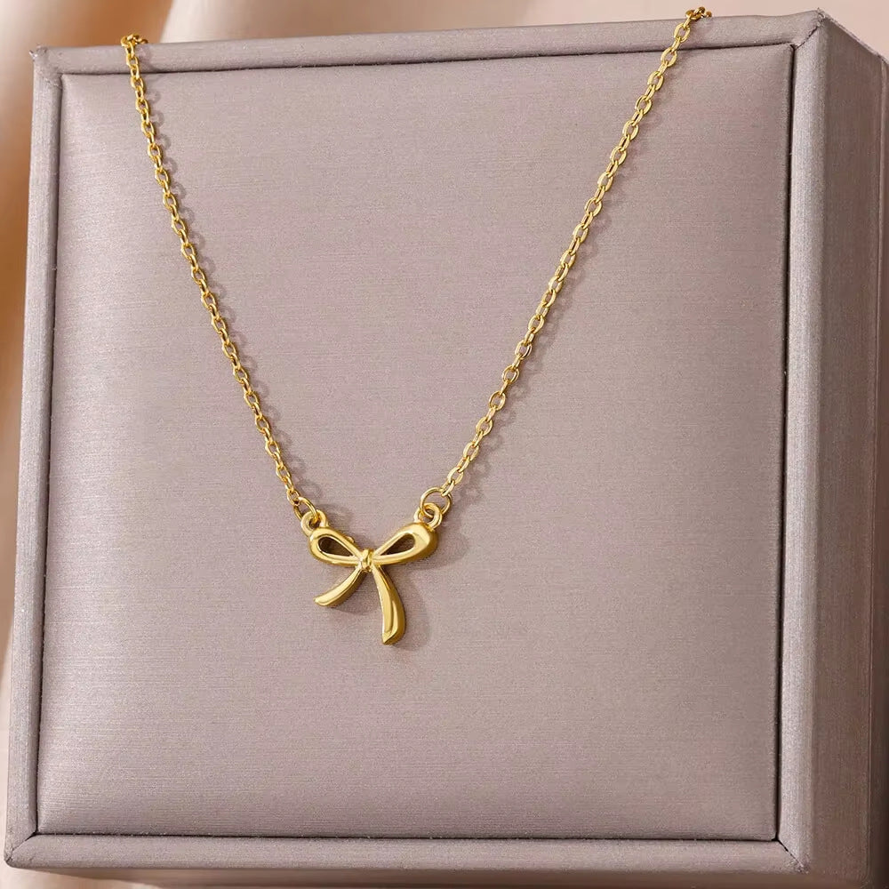 Elegant Women’s Bow Necklace
