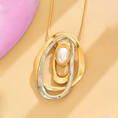 Elegant Irregular Oval Pendant Necklace