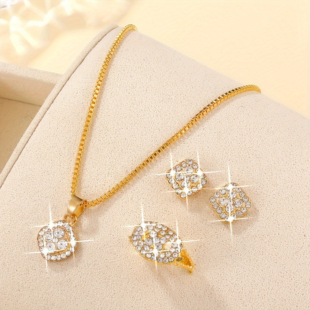 Luxury Diamond-Inspired Jewelry Set