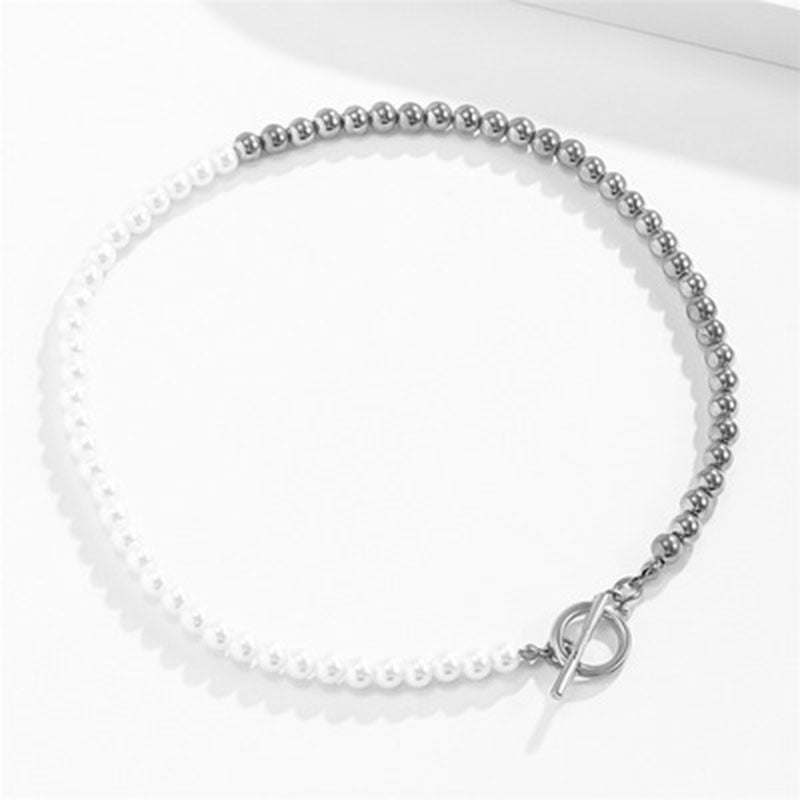 Asymmetric Pearl Necklace