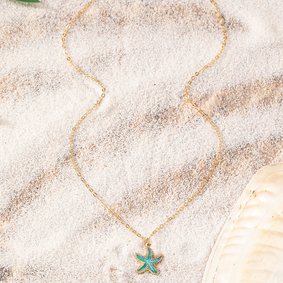 Dripping Starfish Pendant Necklaces