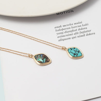 Abalone Shell & Turquoise Inlaid Short Chic Necklace - Trendy Radar