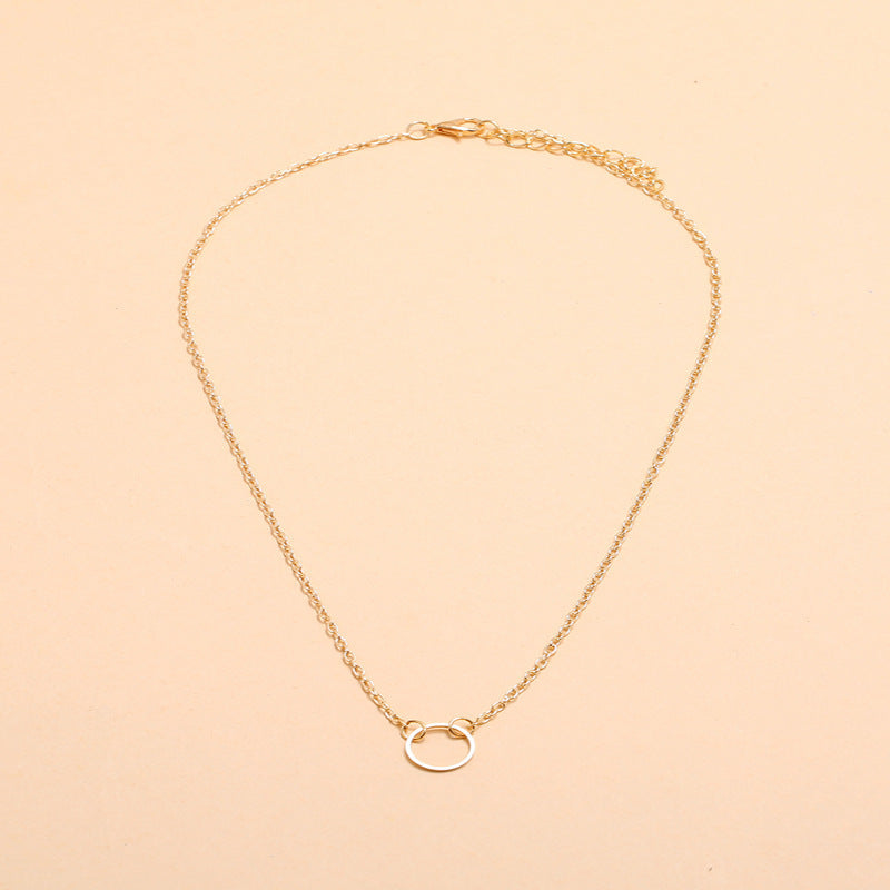 Small Circle Pendant Chain Necklace