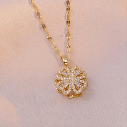 Rotatable Heart-Shaped Four-Leaf Flower Necklace