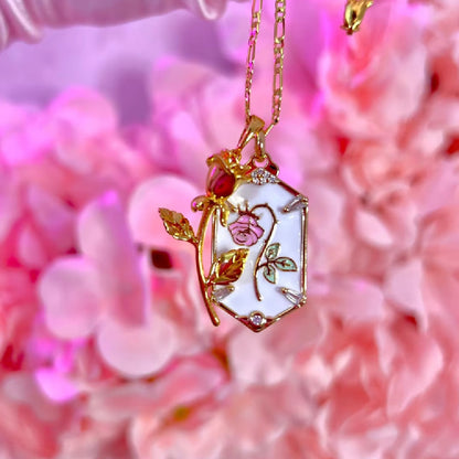 Retro Double Rose and Leaf Pendant Necklace