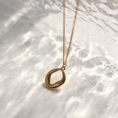 Circular Ring Hollow Irregular Necklace