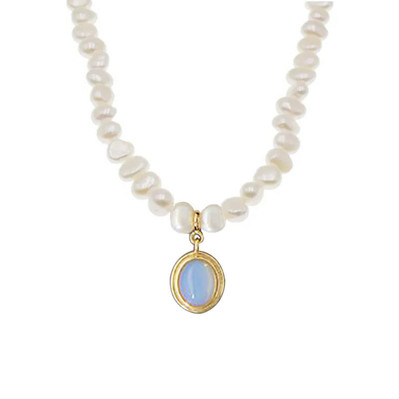 Round Medal Pearl Necklace with Irregular Pearl