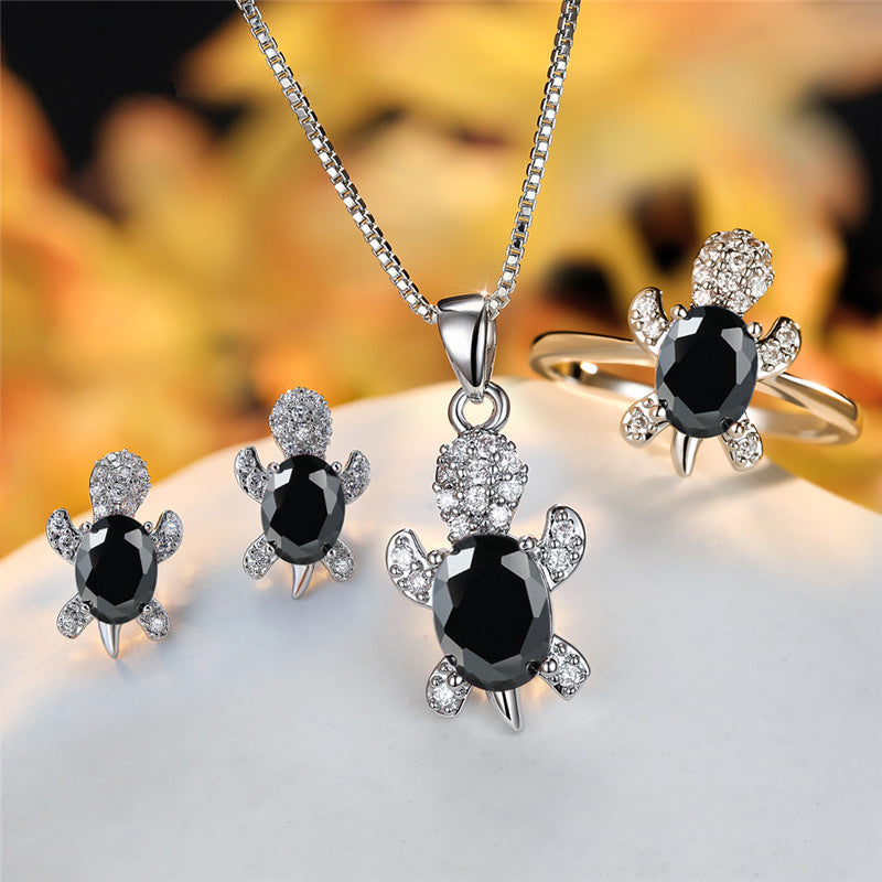 Oval Zircon Turtle Pendant Necklace