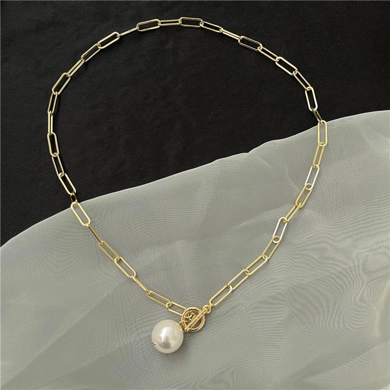 Light Luxury Baroque Pearl Necklace