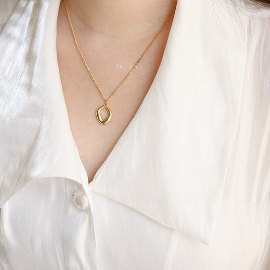Circular Ring Hollow Irregular Necklace - Trendy Radar