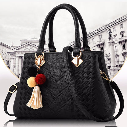 Luxury Ladies Handbags – Stylish Women’s Crossbody Bag for Everyday Elegance