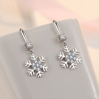Temperament Snowflake Earrings with Rhinestones