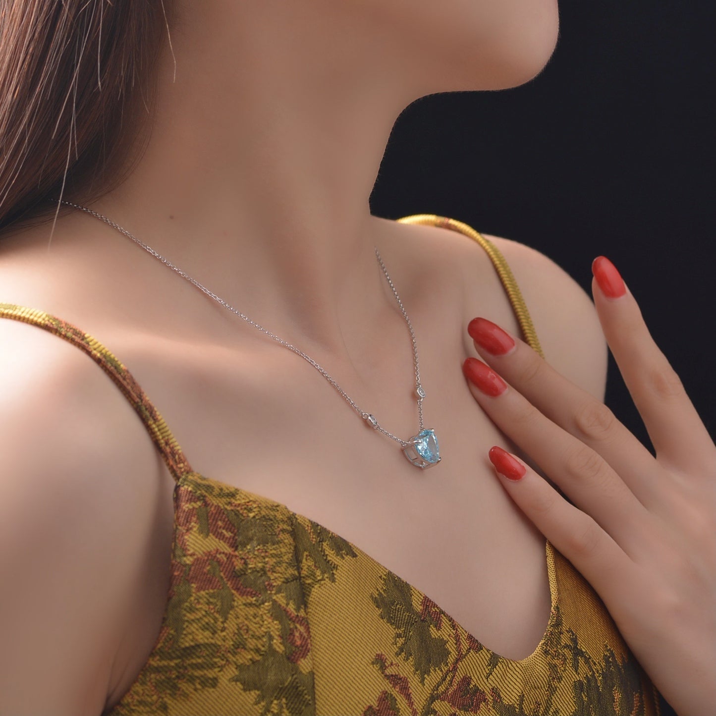 Ocean Blue Heart-Shaped Zircon Necklace