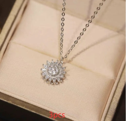 Rotatable Sunflower Necklace with Diamonds