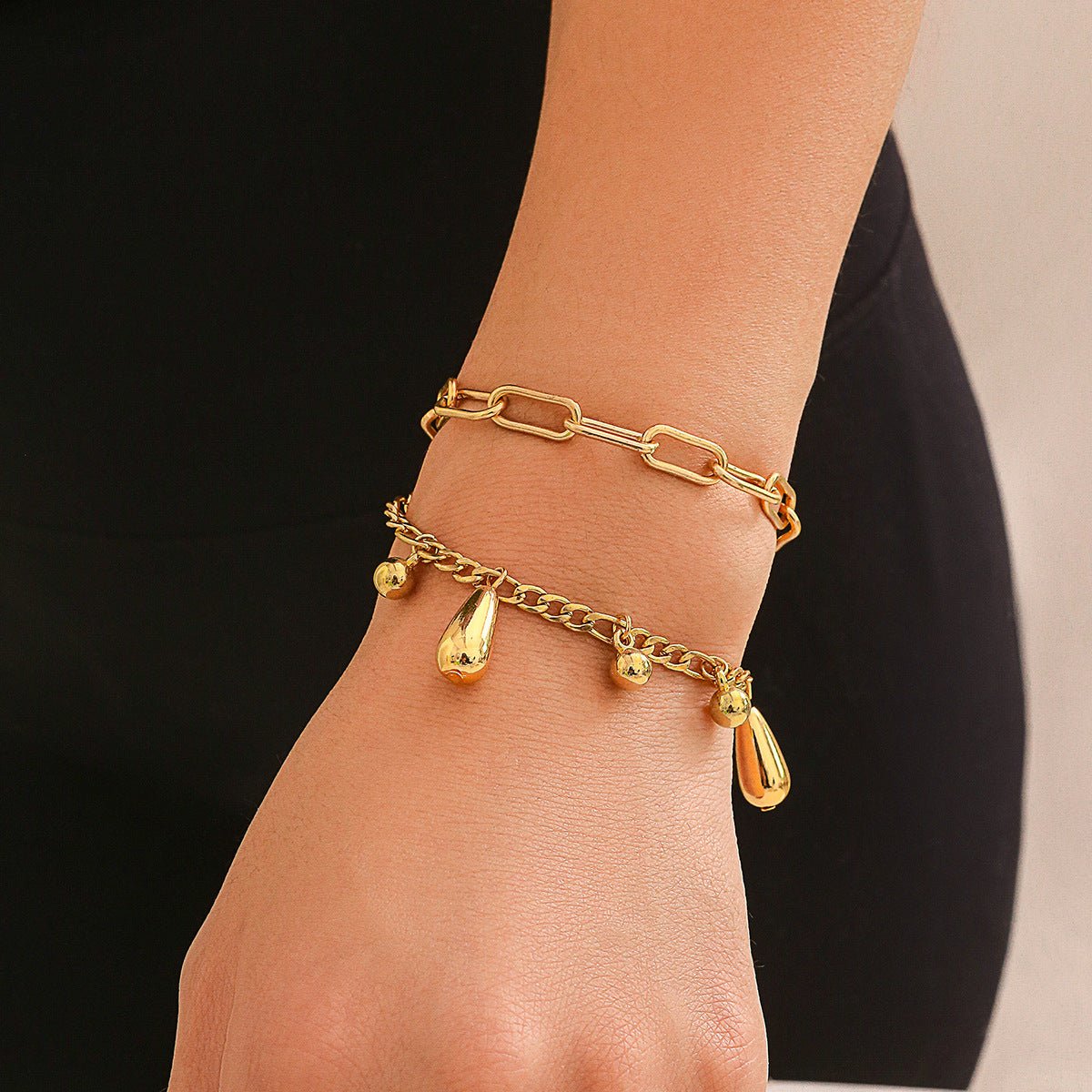 Glossy Comma Pendant Necklace & Bracelet - Trendy Radar