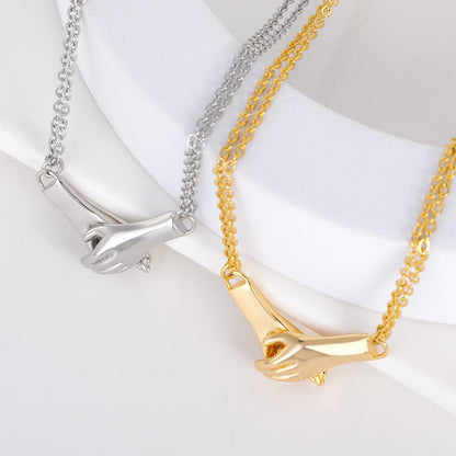 Magnetic Holding Hands Couple Necklace - Trendy Radar
