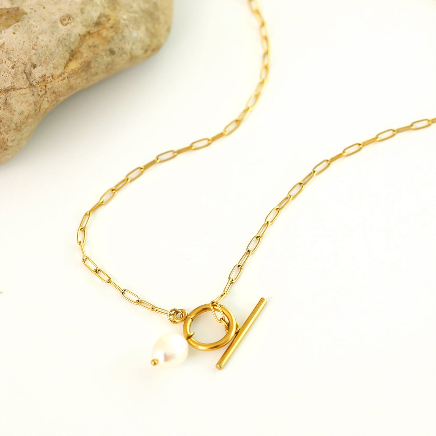 Women's Baroque Pearl Pendant Necklace - Trendy Radar